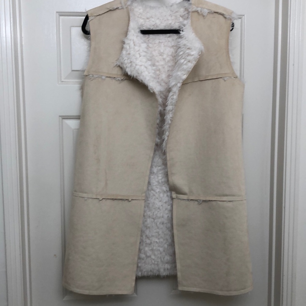 MICHAEL STARS FAUX SUEDE/FUR REVERSIBLE VEST